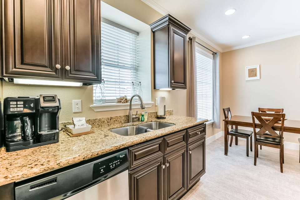 1 bed unit Kitchen