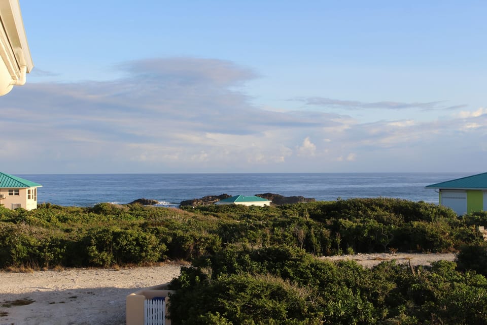 Beach/ocean view