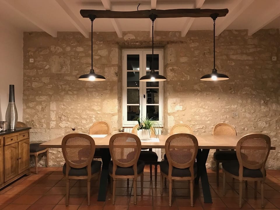 Dining for 12 - 14 guests