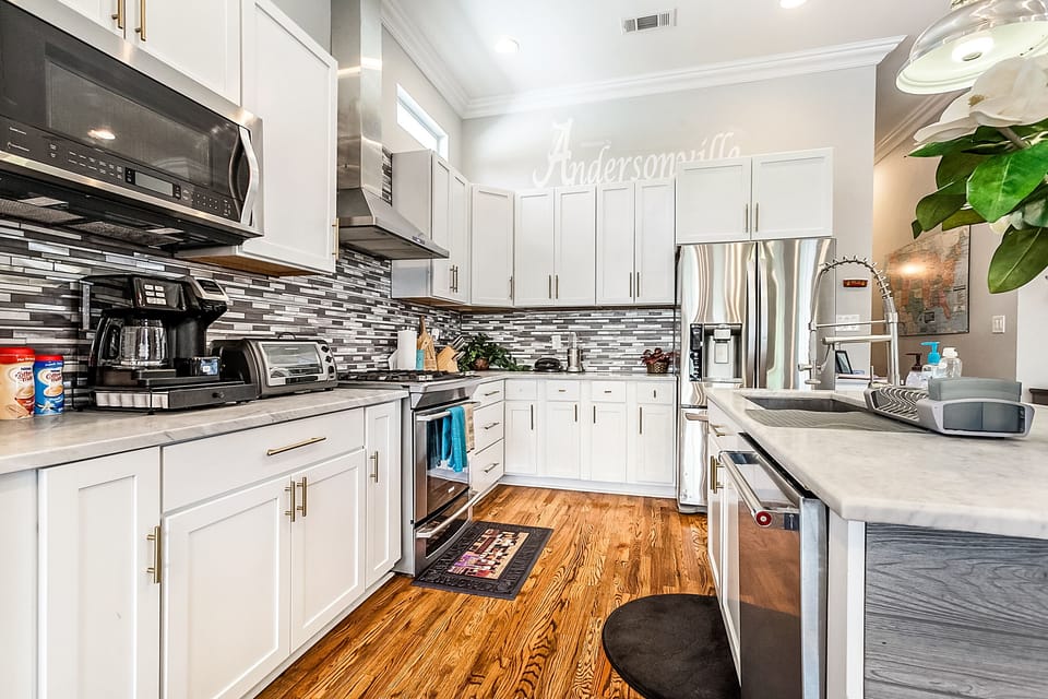 All modern appliances. Everything you'll need to throw down in the kitchen