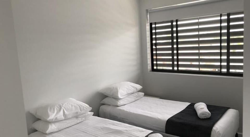 Apartment, 2 Bedrooms, 2 Bathrooms | 2 bedrooms, desk, laptop workspace, soundproofing