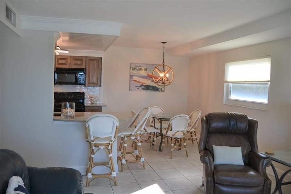 Living Room/Dining Room