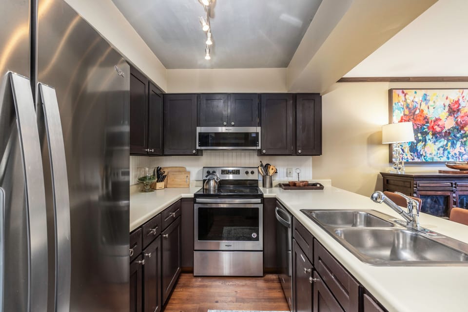 Fully Equipped Kitchen with Stainless Steel Appliances