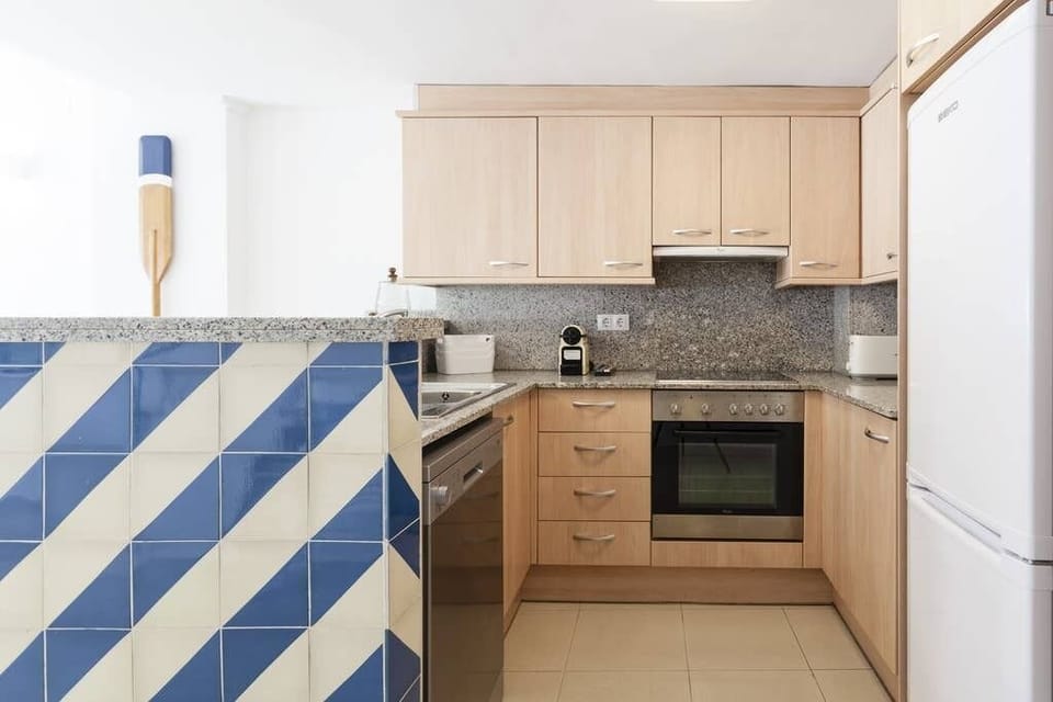 Marina Boutique Duplex - Kitchen (2)