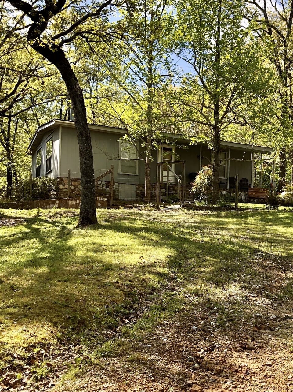 Front with fenced in yard