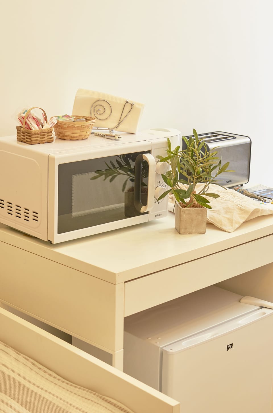 Junior Triple Room | Premium bedding, minibar, individually decorated, soundproofing