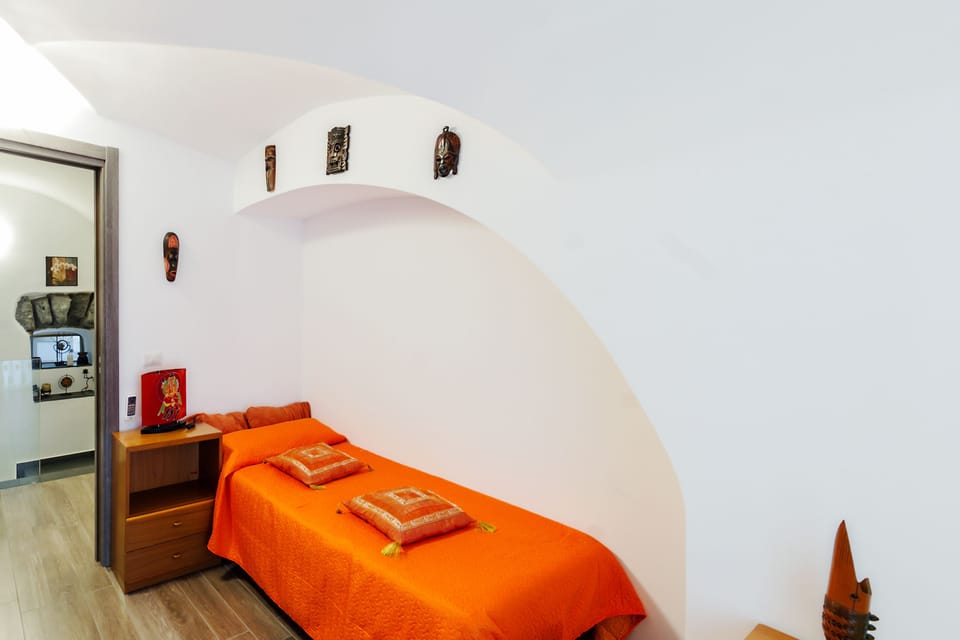 Apartment, 2 Bedrooms | 2 bedrooms, WiFi (free), bed sheets