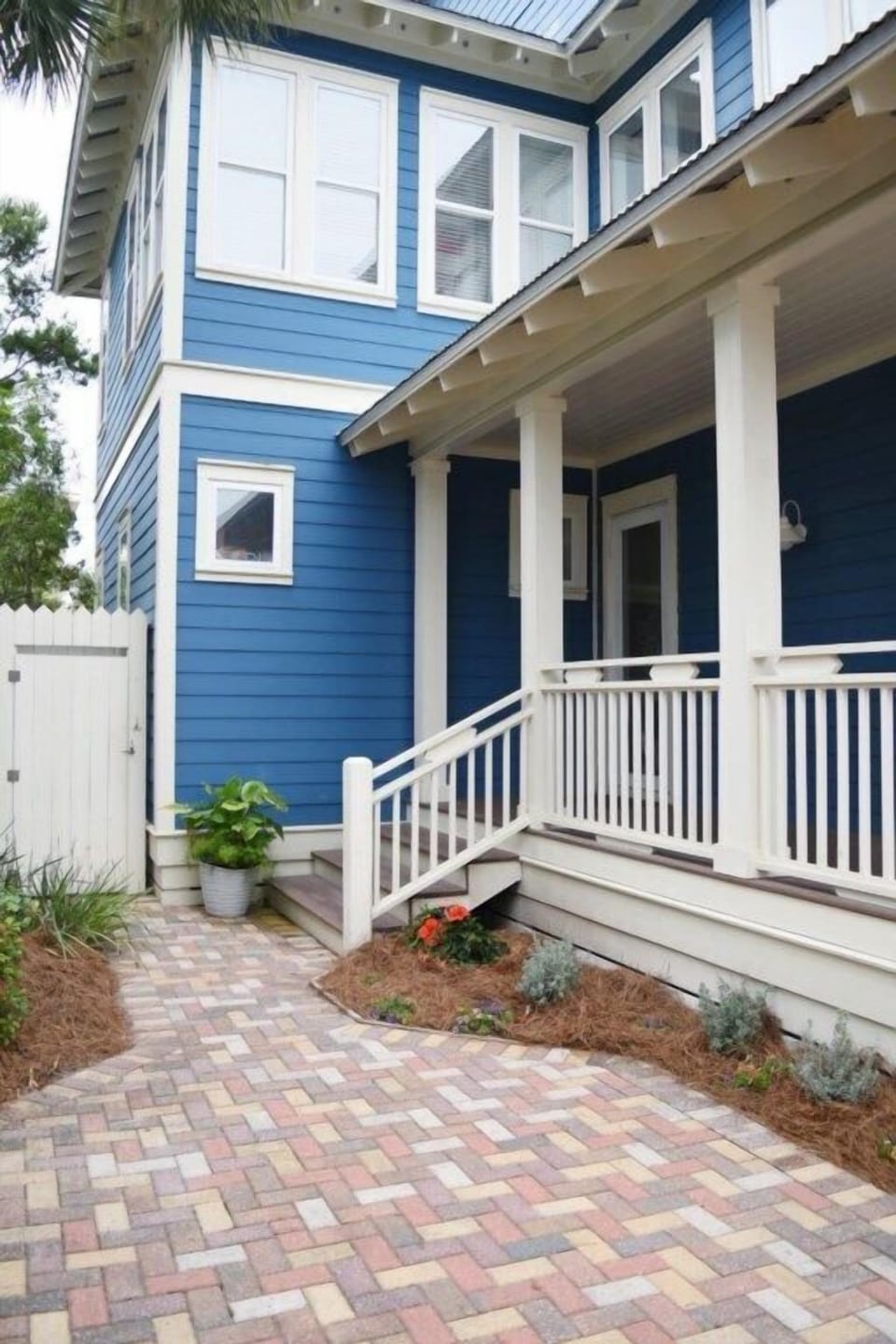 Exterior pictures