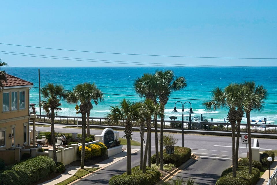 Beach/ocean view