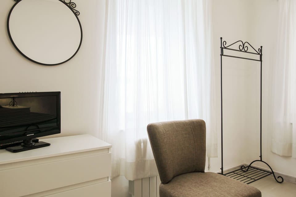 Apartment, 1 Bedroom | Room amenity