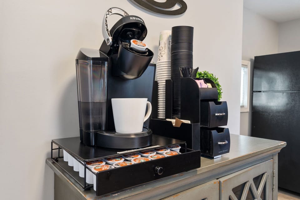 Keurig Machine with all the supplies!