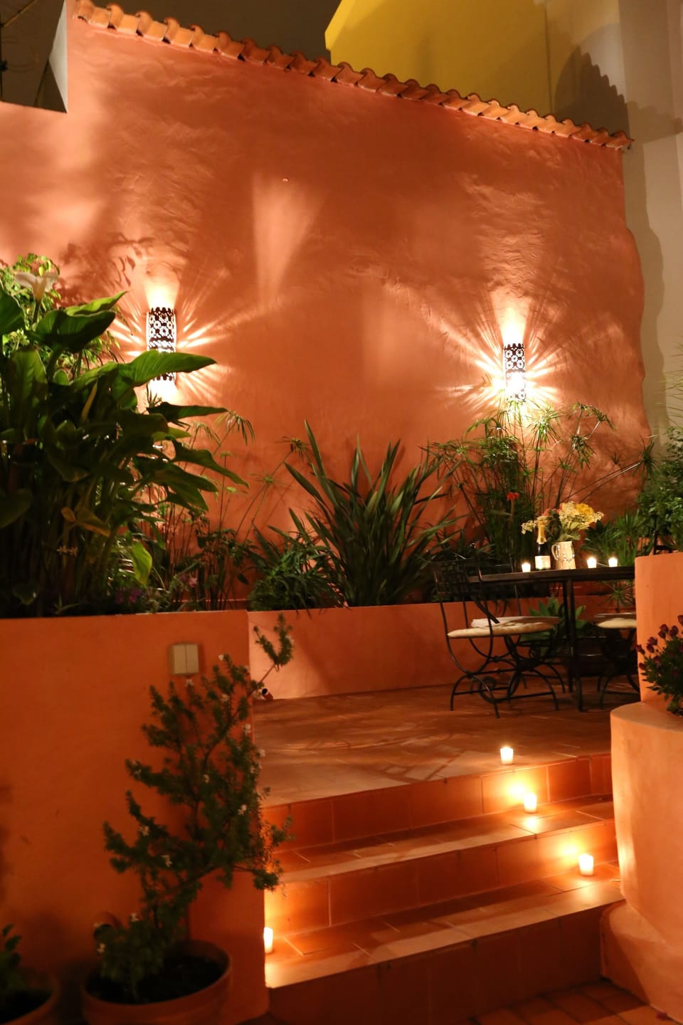 A romantic evening atmosphere in the lighted garden.