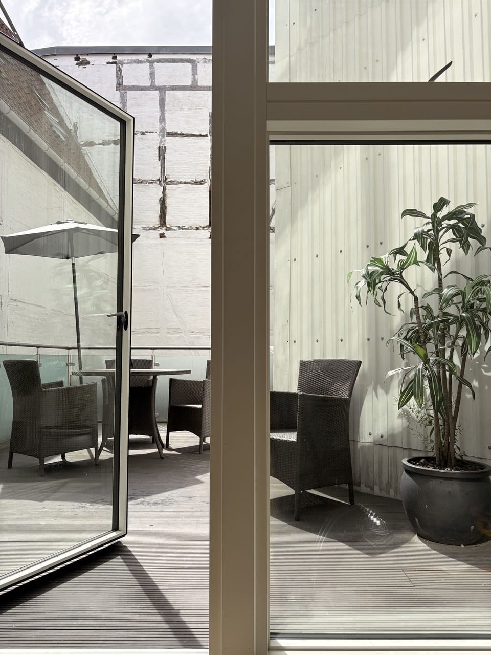 Balcony / Terrace / Patio