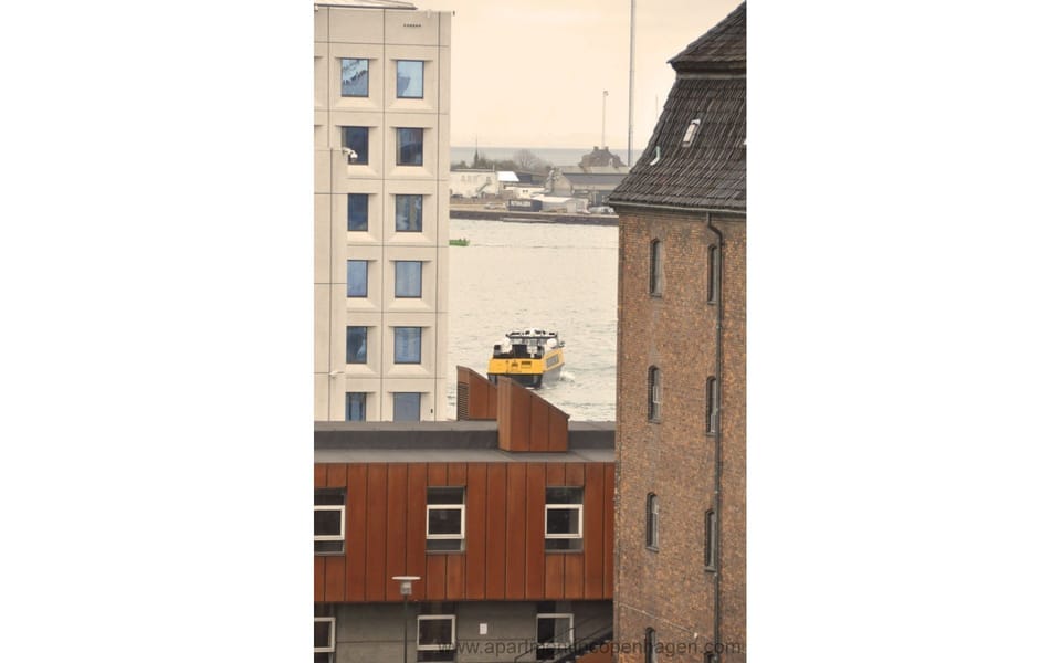 Building Exterior, Outdoor