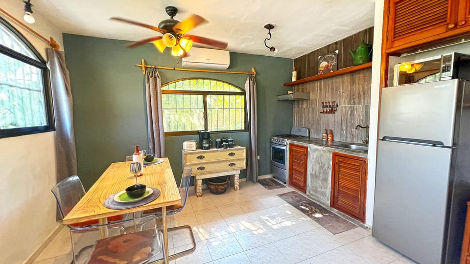 condo for rent Puerto Morelos Mexico