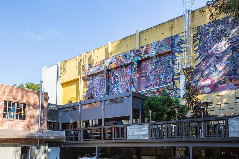 Outdoor dining and more than a dozen restaurants within a 5-minute walk.