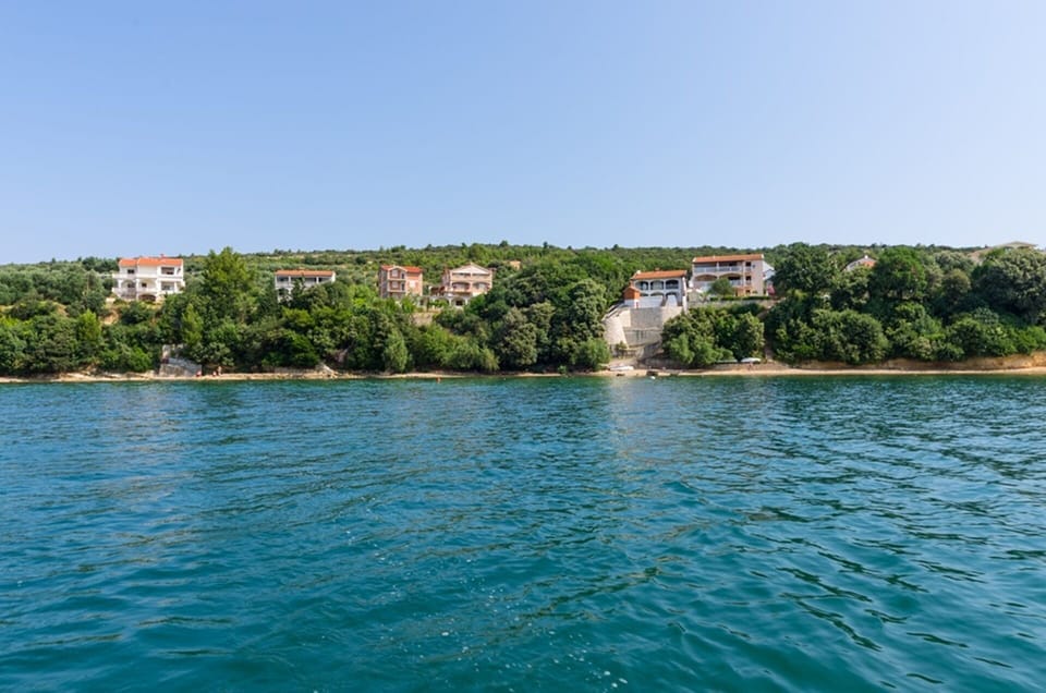 Nice apartment with sea view, garden and terrace, free Wi-Fi Apartment in Zadar County