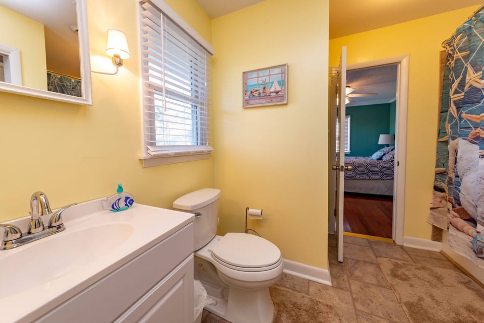 Shared Full Bath