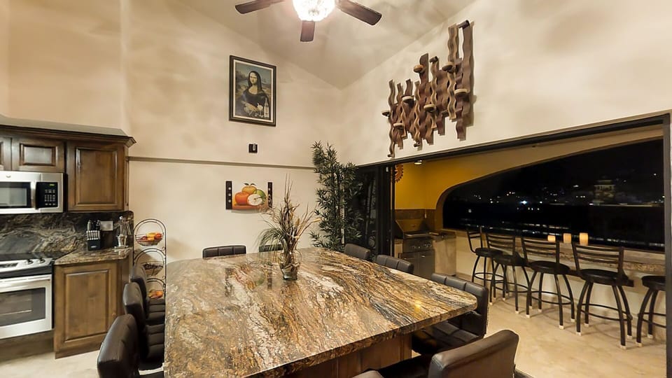 GRanite Island with seating for 10 guests