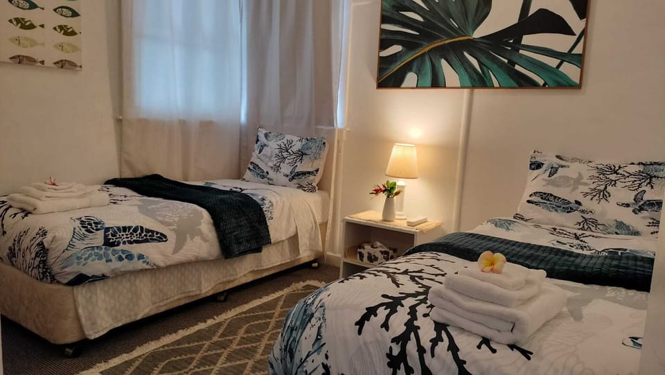 2 king-size single beds 