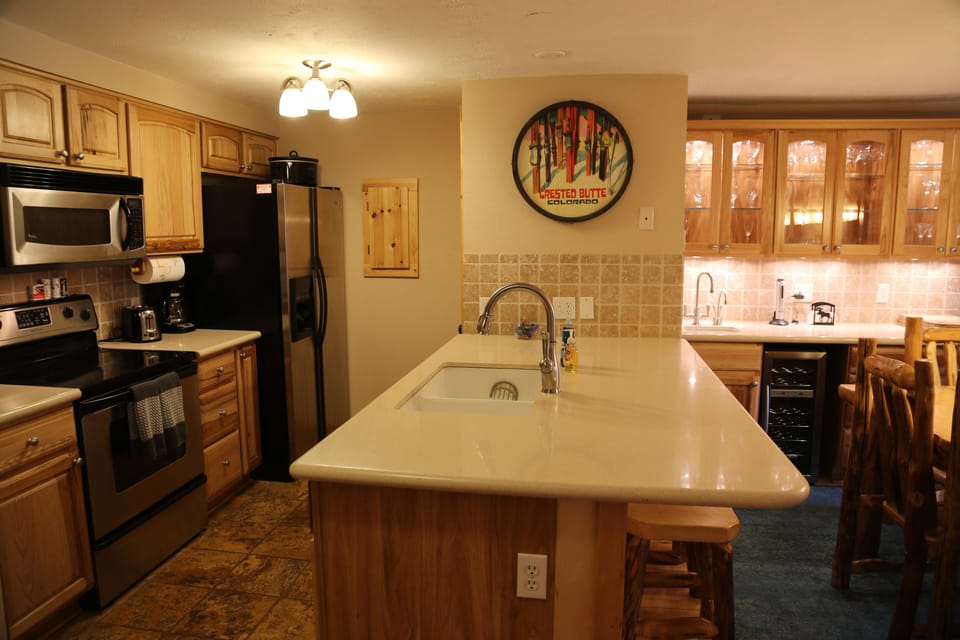 Full stocked kitchen