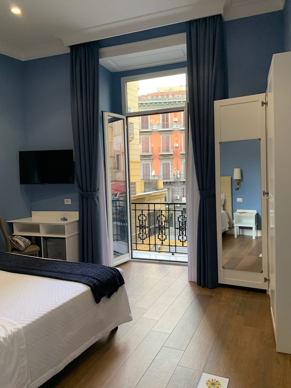 Deluxe Double Room | Premium bedding, in-room safe, individually furnished, desk