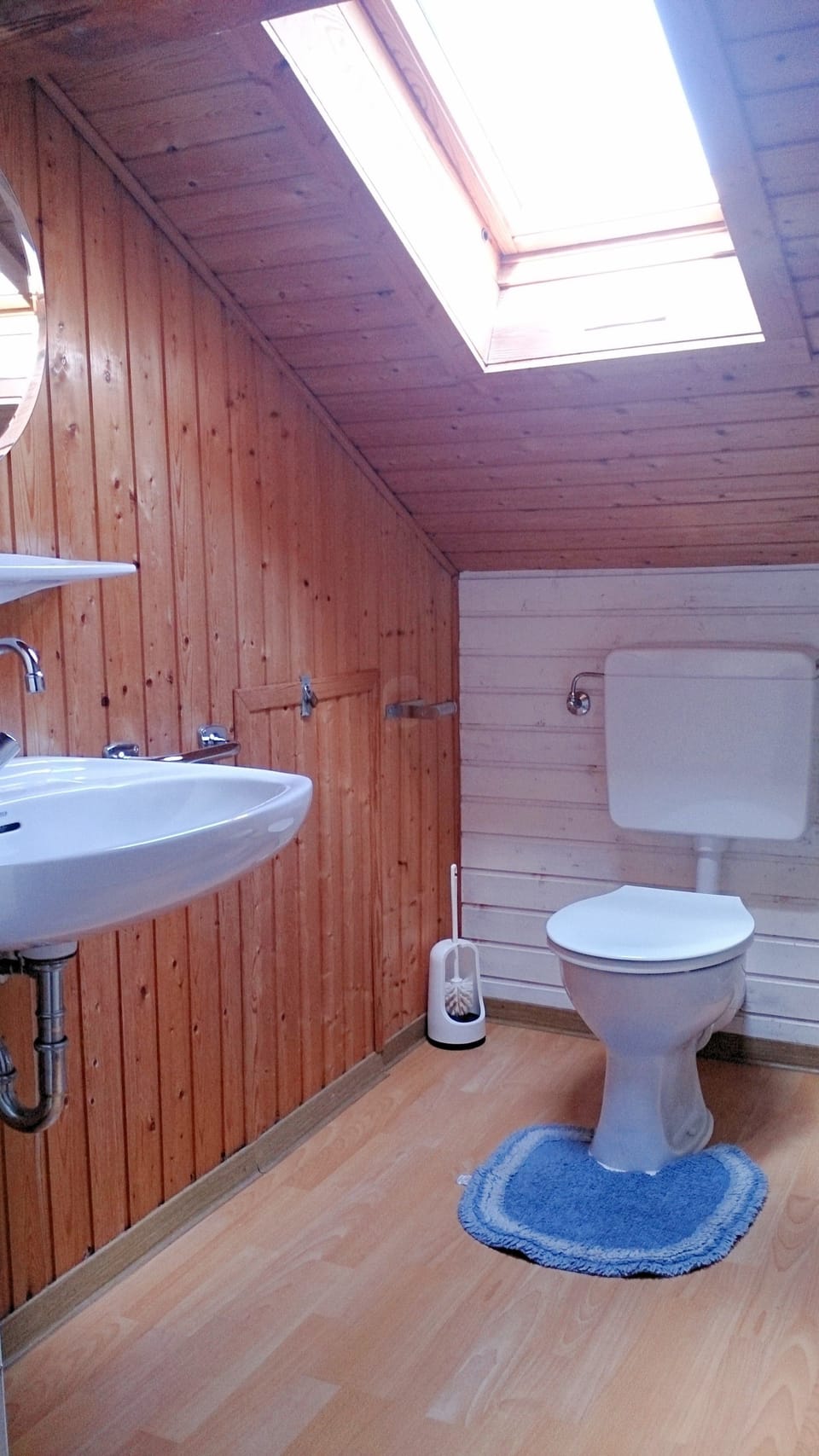 Quadruple Room, Garden View | Bathroom | Towels