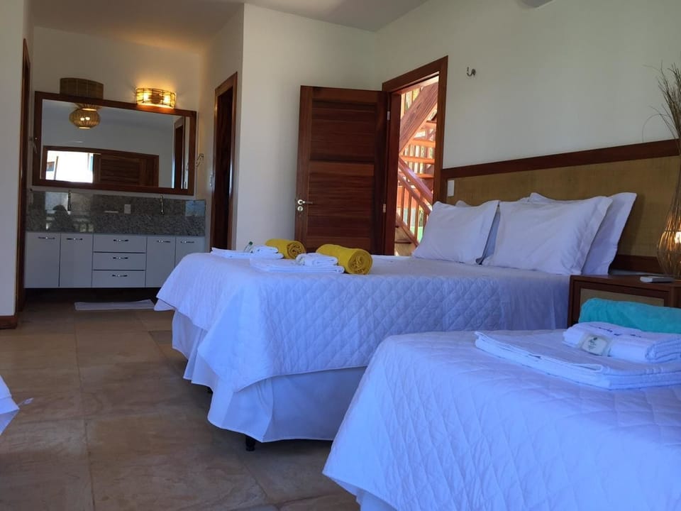 Suite, Multiple Beds | Minibar, free WiFi, bed sheets