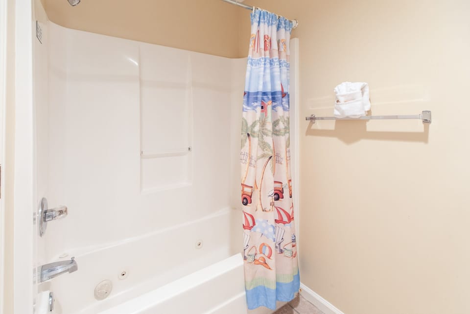 Full Bath with large Tub