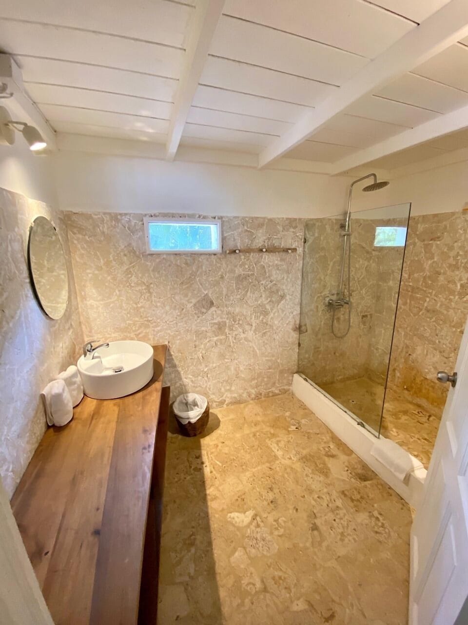 Family Loft, Multiple Beds, Beach View | Bathroom | Shower, rainfall showerhead, free toiletries, hair dryer