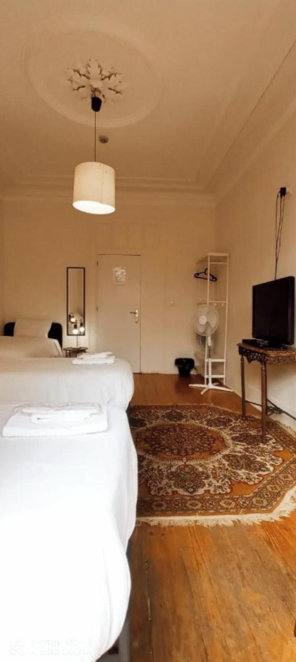 Economy Triple Room (Outside Private Bathroom) | Soundproofing, free WiFi, bed sheets