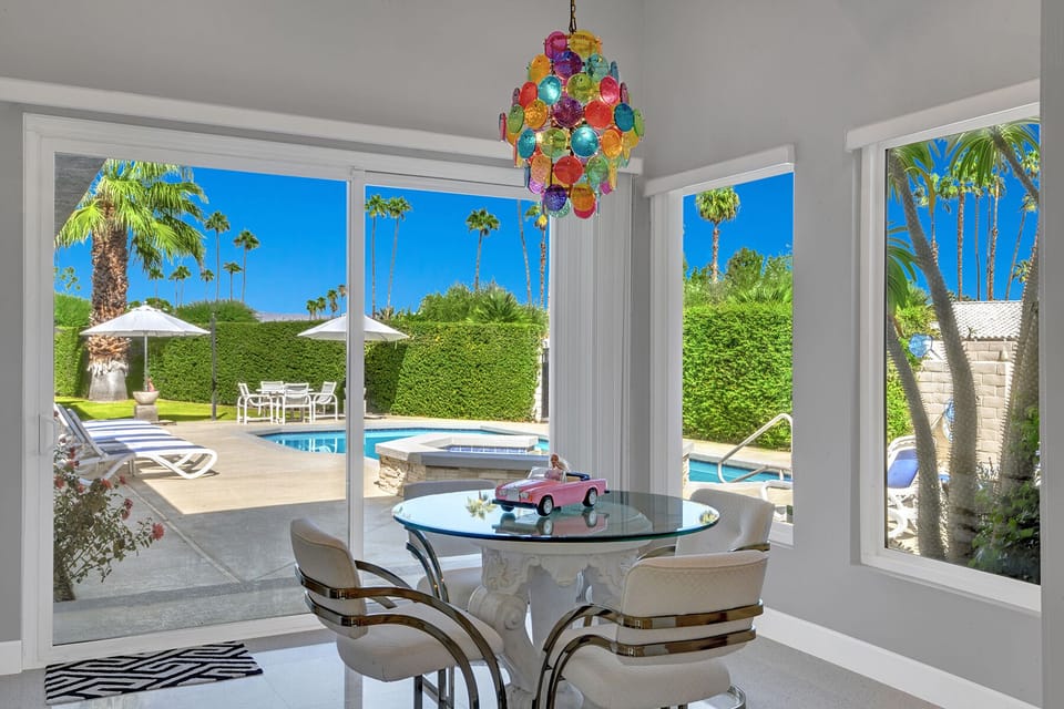 Card area with views of the pool.
