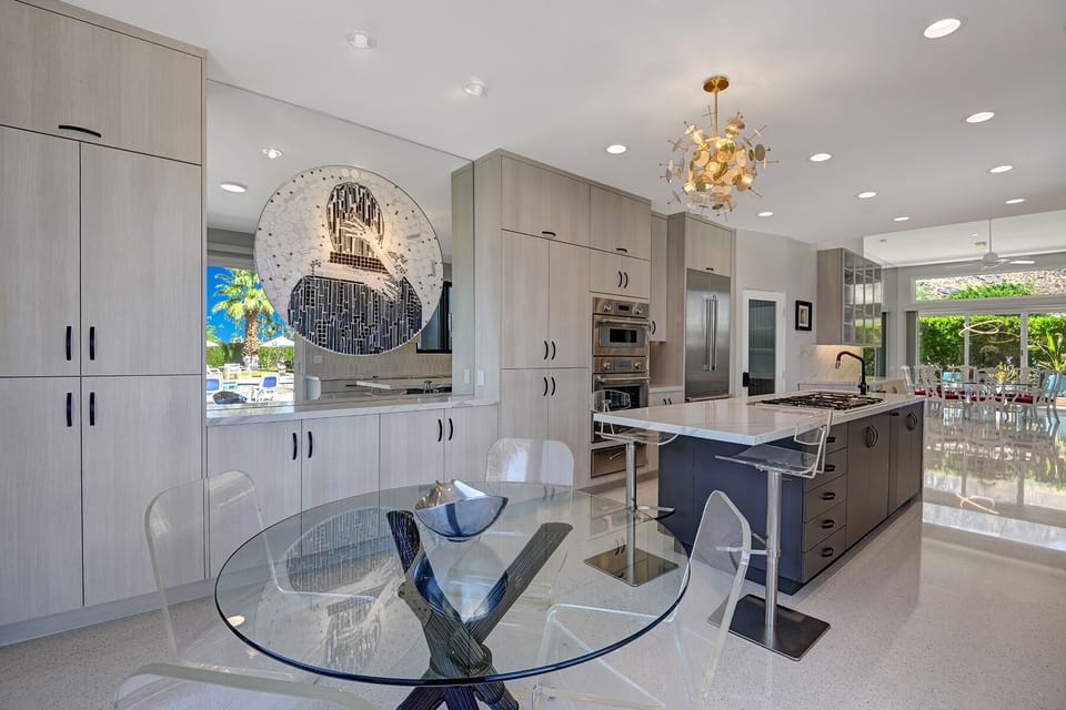 Kitchen, breakfast nook