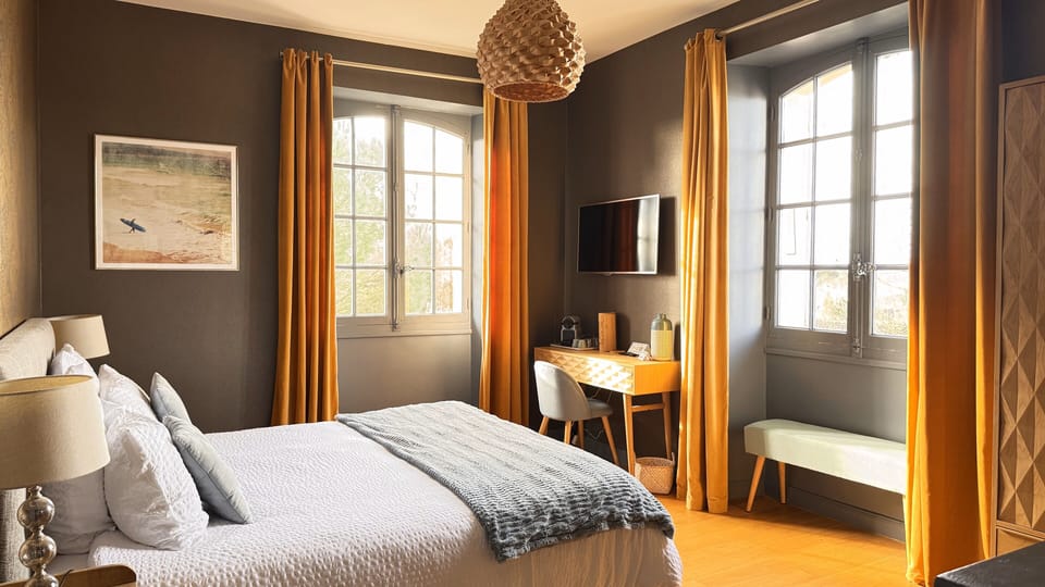 Deluxe Double Room, Ensuite, Park View | Premium bedding, memory foam beds, individually decorated, desk
