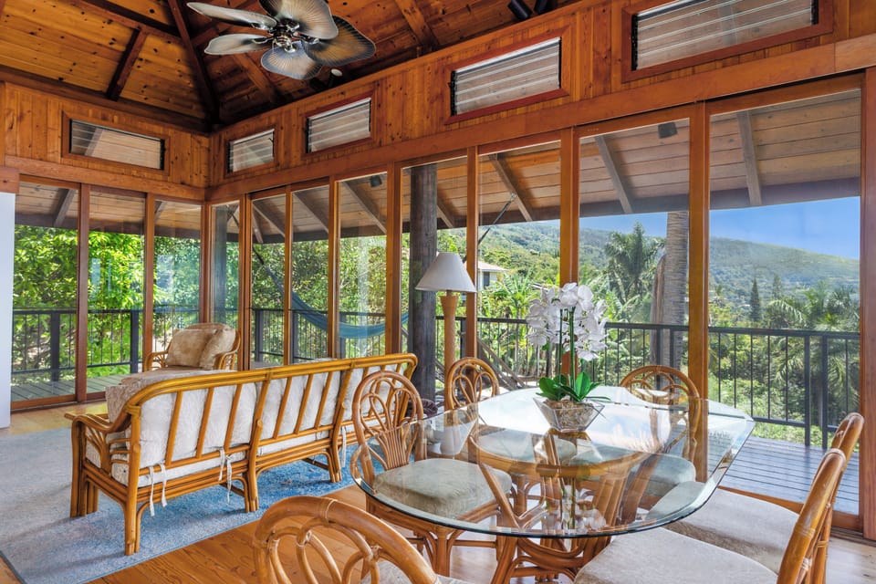 Upper living area