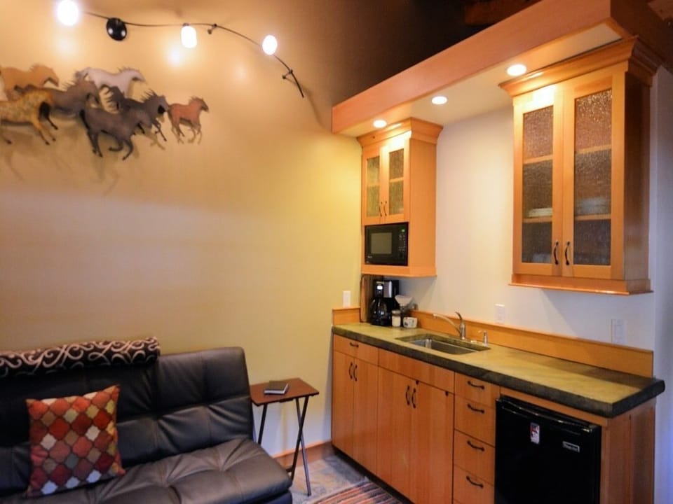 Living Room & Kitchenette