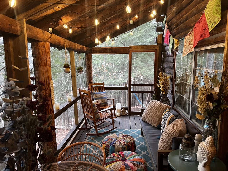 Screened in porch