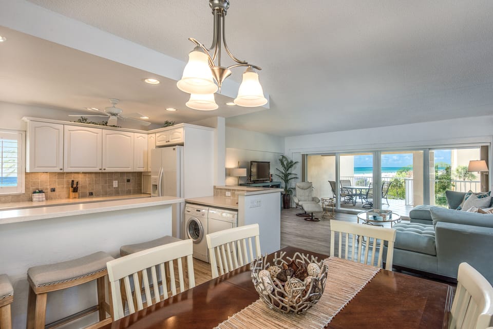 Open concept Living/Dining/Kitchen area