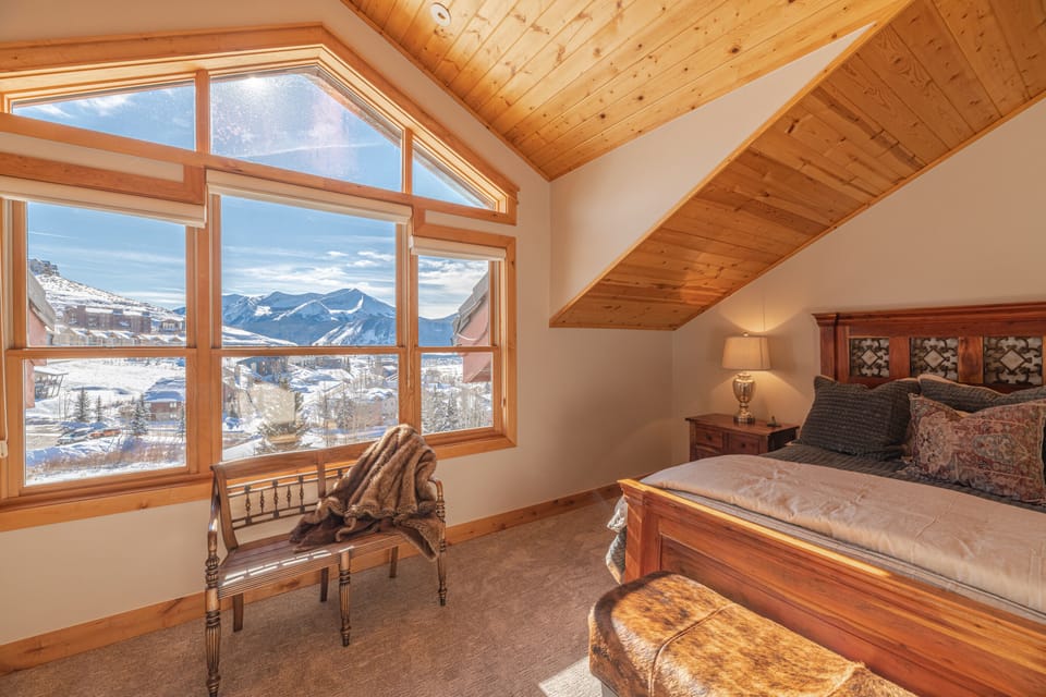 Second master king  bedroom 