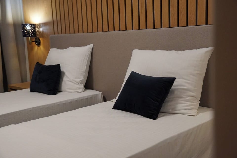 Superior Twin Room, 2 Twin Beds, Non Smoking, City View | 2 bedrooms, desk, free WiFi, bed sheets