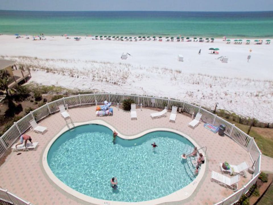 Windancer Beachside Pool