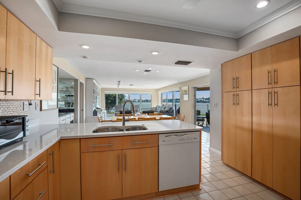 Bright-Open Kitchen