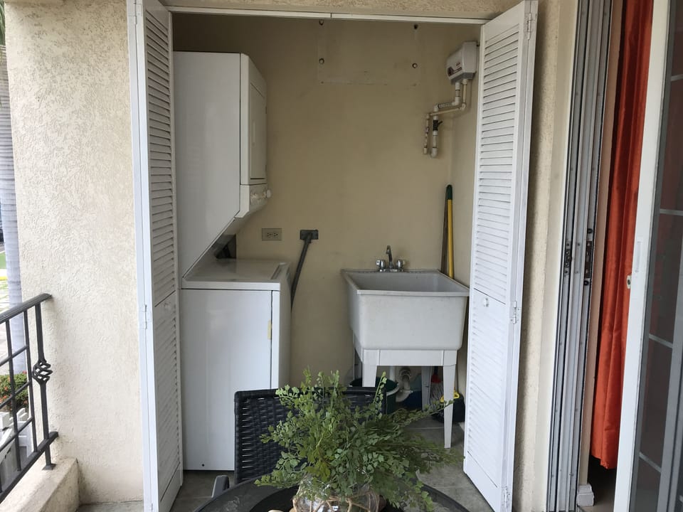 Washroom 