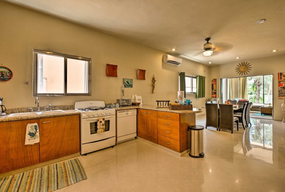 Propane stove/oven, microwave, toaster oven & blender; all  comforts of home