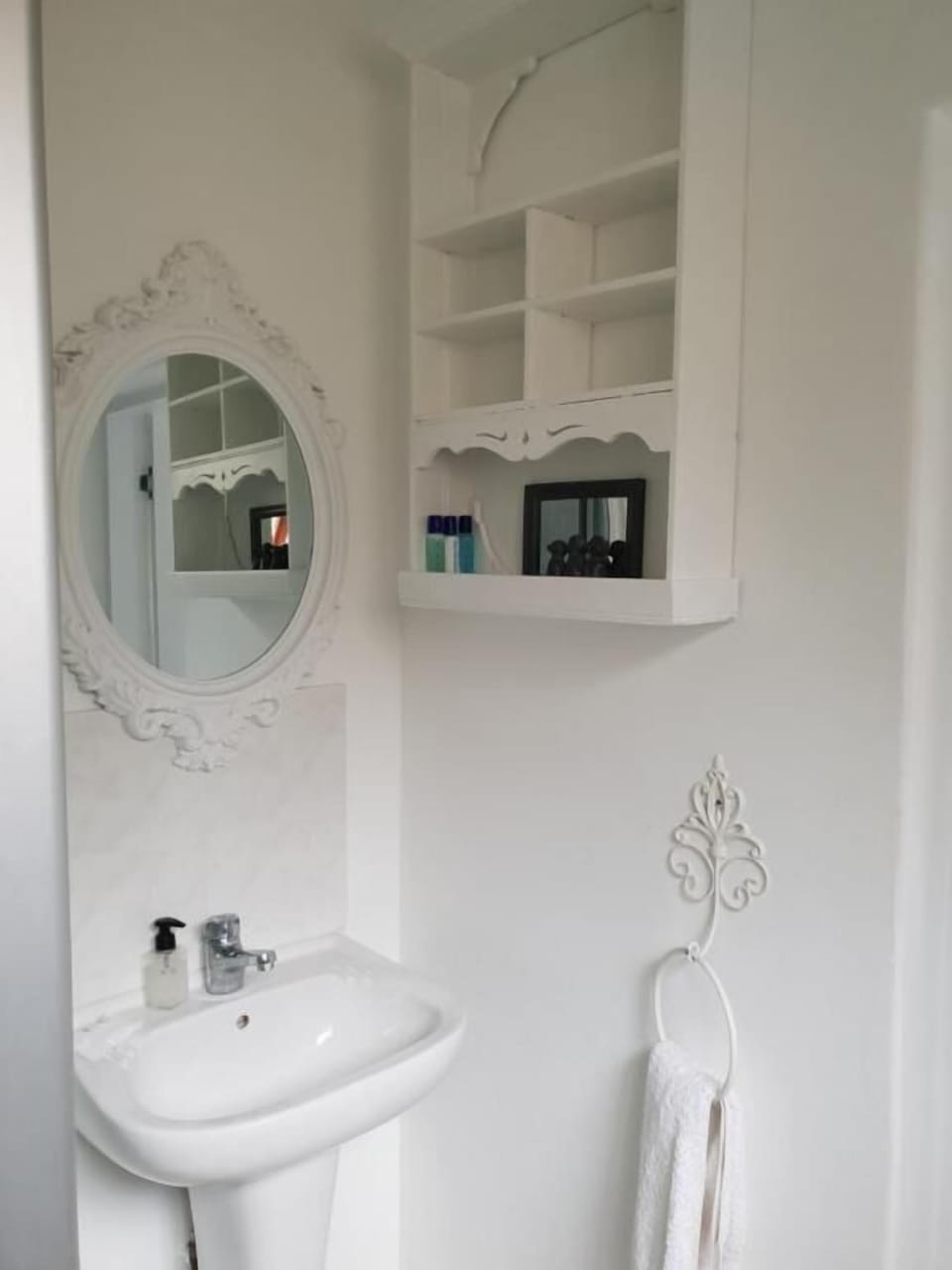 Deep soaking tub, rainfall showerhead, free toiletries, hair dryer