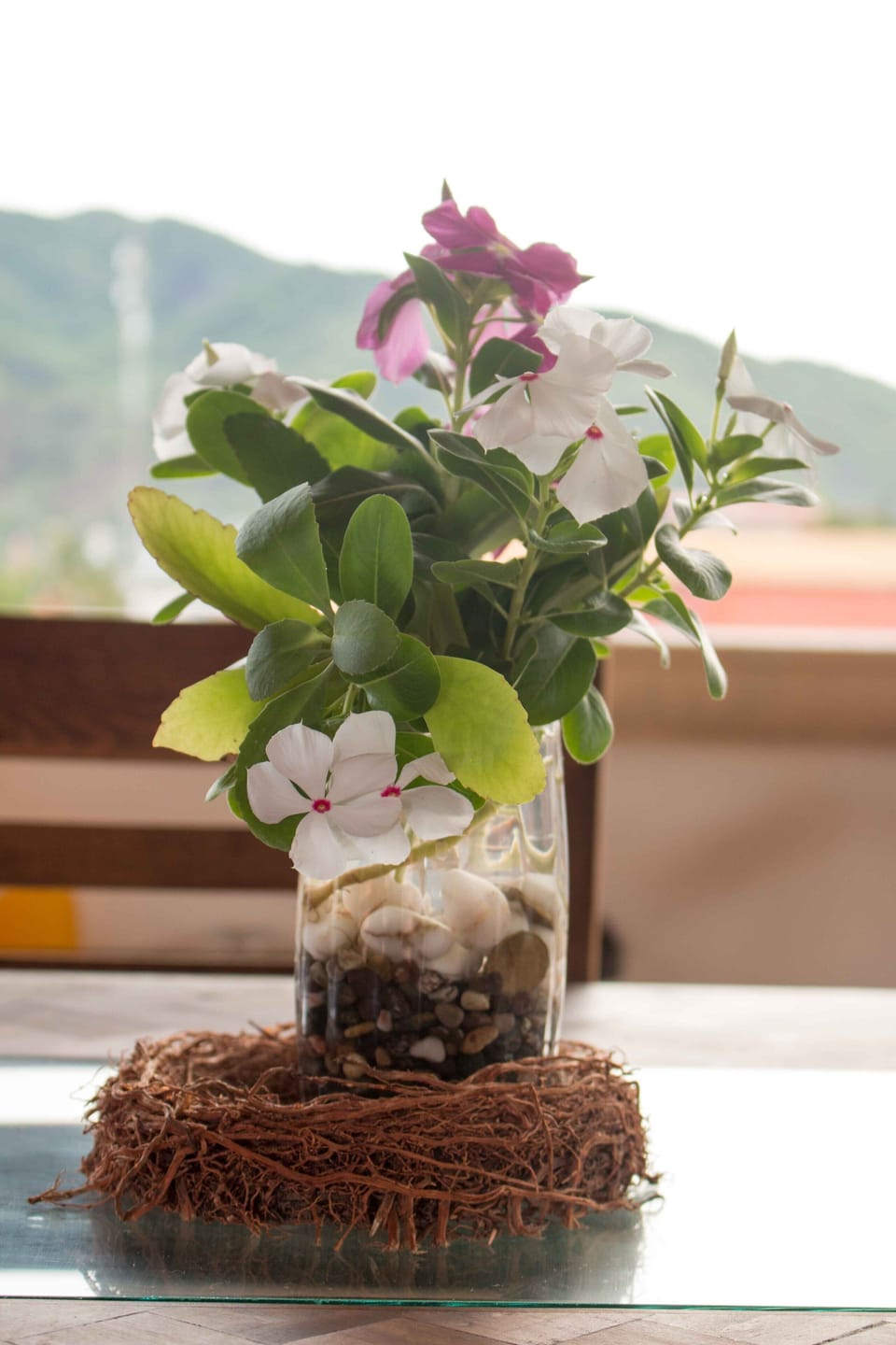 32-inch flat-screen TV with cable channels, TV, heated floors