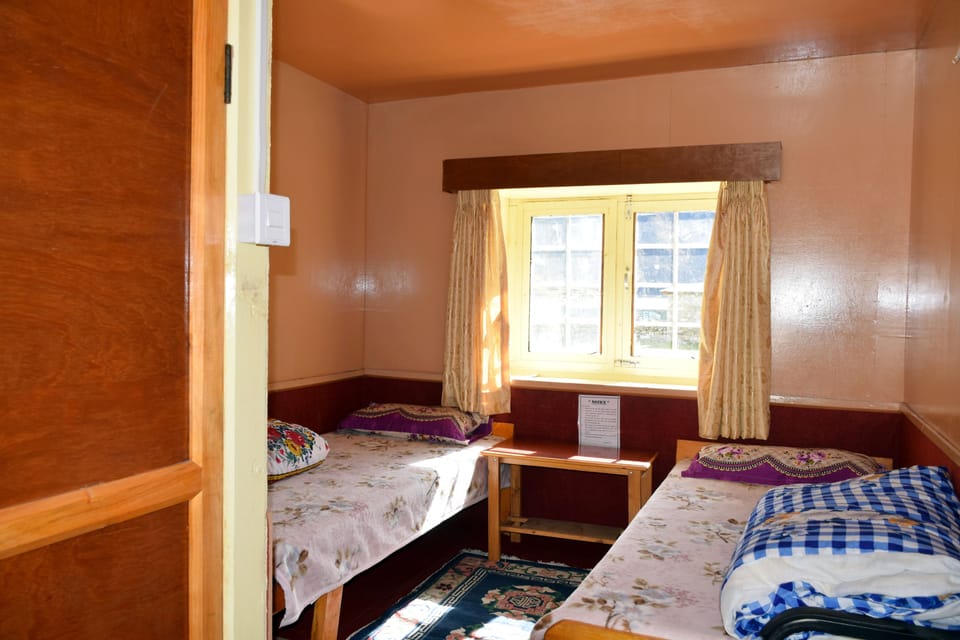 Deluxe Double or Twin Room, Non Smoking, Mountain View | 2 bedrooms, WiFi (surcharge), bed sheets