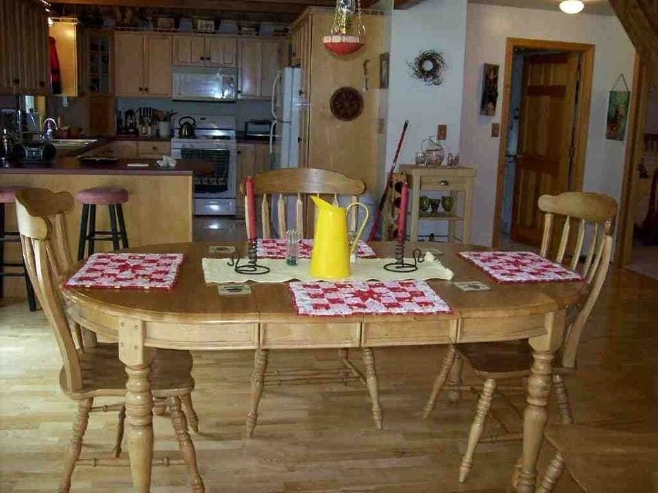 Dining area into kitchen.