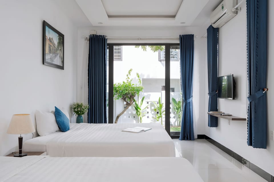 Deluxe Poolside Family Room | View from room