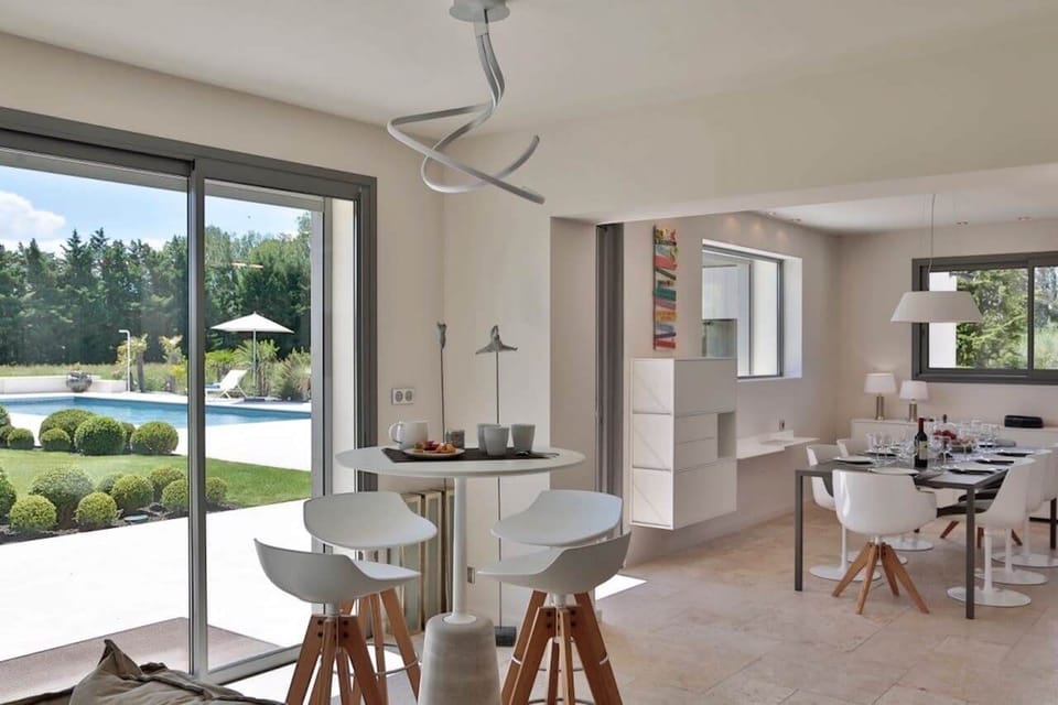 Functional and air-conditioned living room